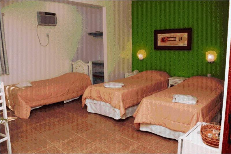 Sitio Das Bromelias Rio das Ostras Quarto foto